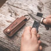 Sharpening Stone avec Etui Cuir (D-Ring)