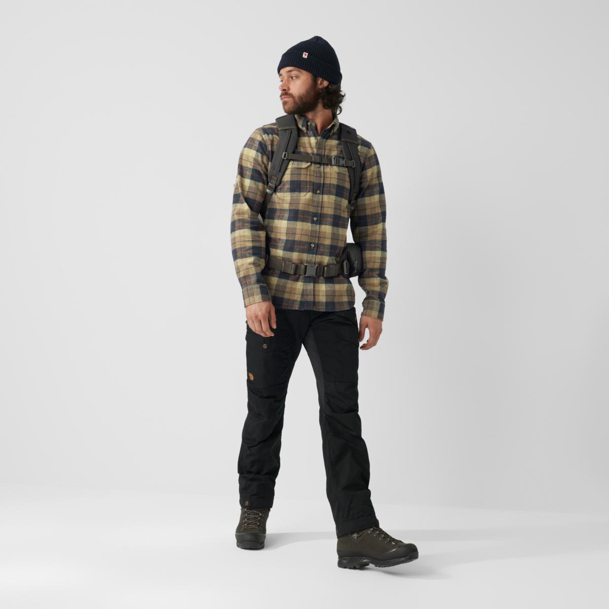 Chemise Singi Heavy Flannel Shirt - Black/Deep Forest