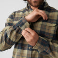 Chemise Singi Heavy Flannel Shirt - Chalk White/Dark Navy